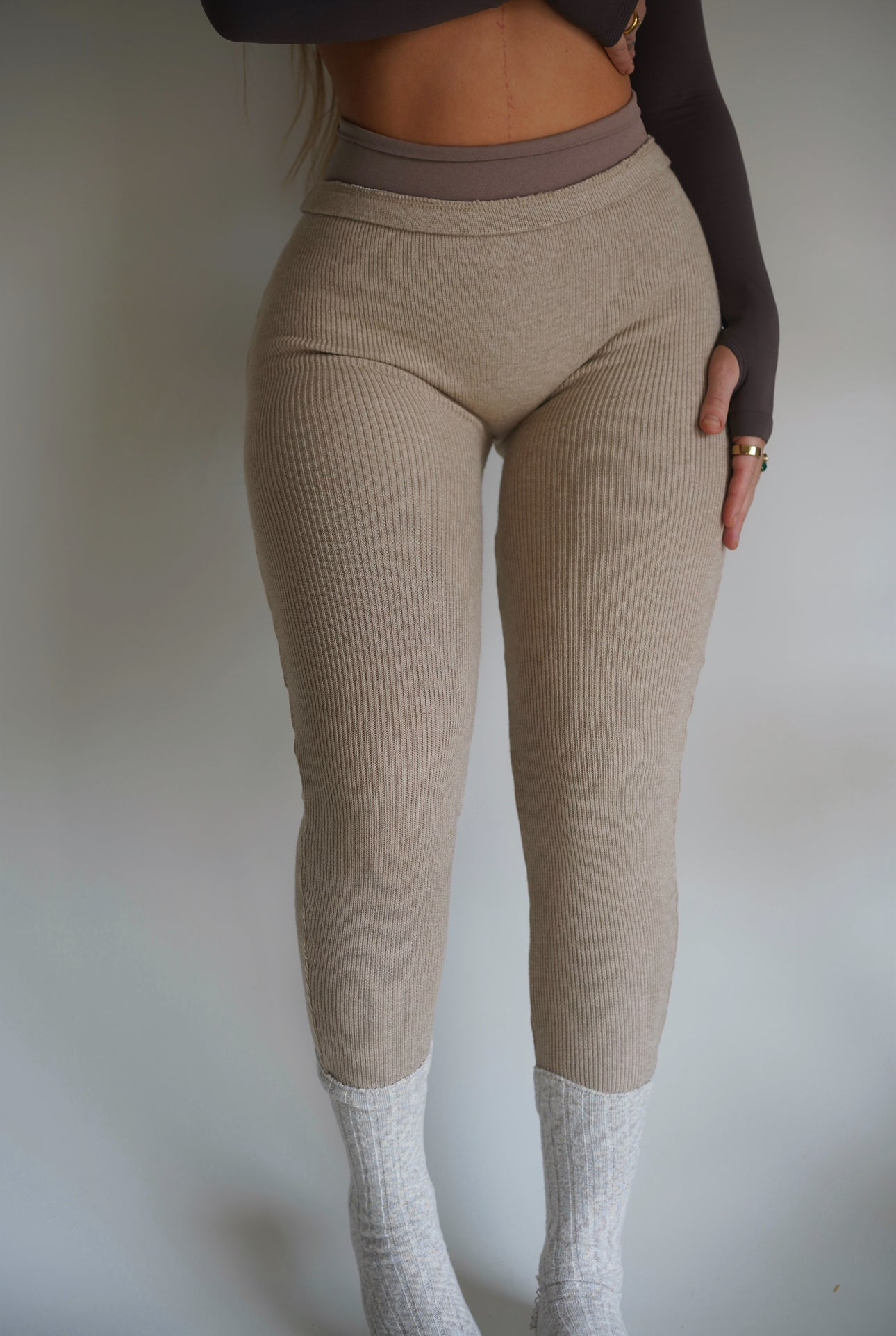 THE RIBBED KNIT LOUNGE PANTS