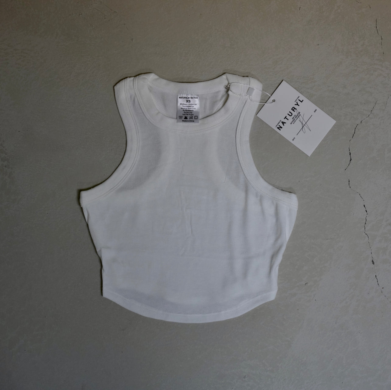 THE RIBBED 90s TANK